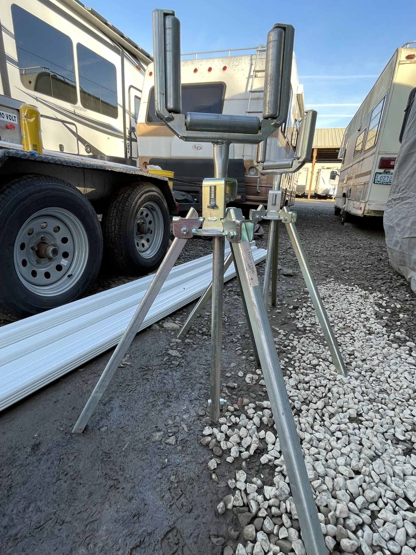 Gutterman Delux Runout Gutter Stand