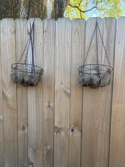 Hanging pots