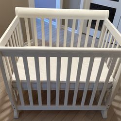 Mini crib- White 