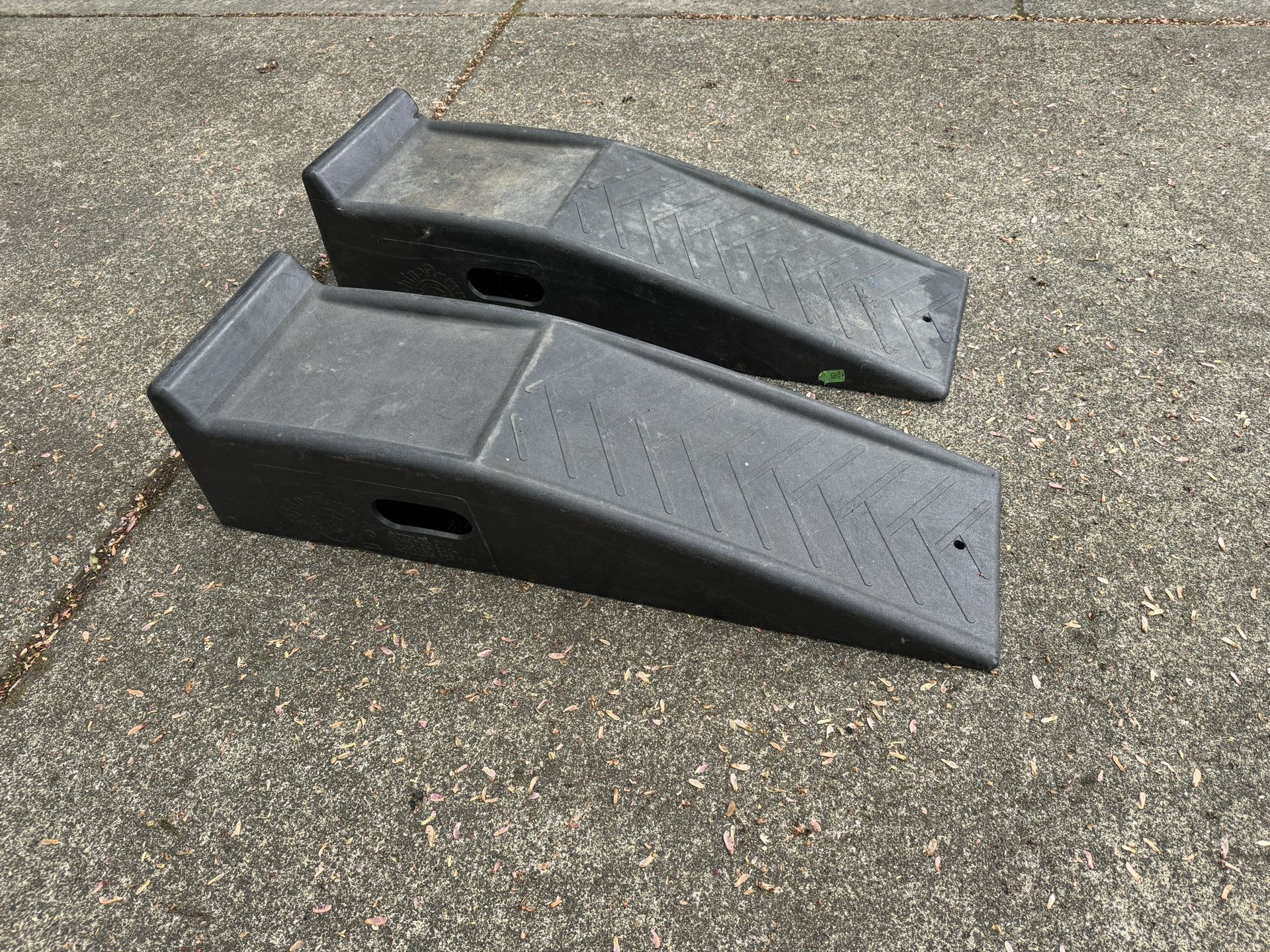 Rhyno Ramp Rhino Ramps 8000lbs for Sale in Bothell, WA - OfferUp
