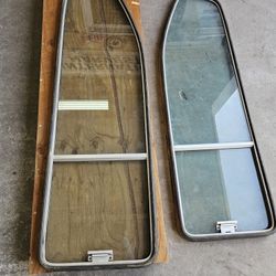 Scout 2 Rear Sliding Windows for the Scout II Hardtop