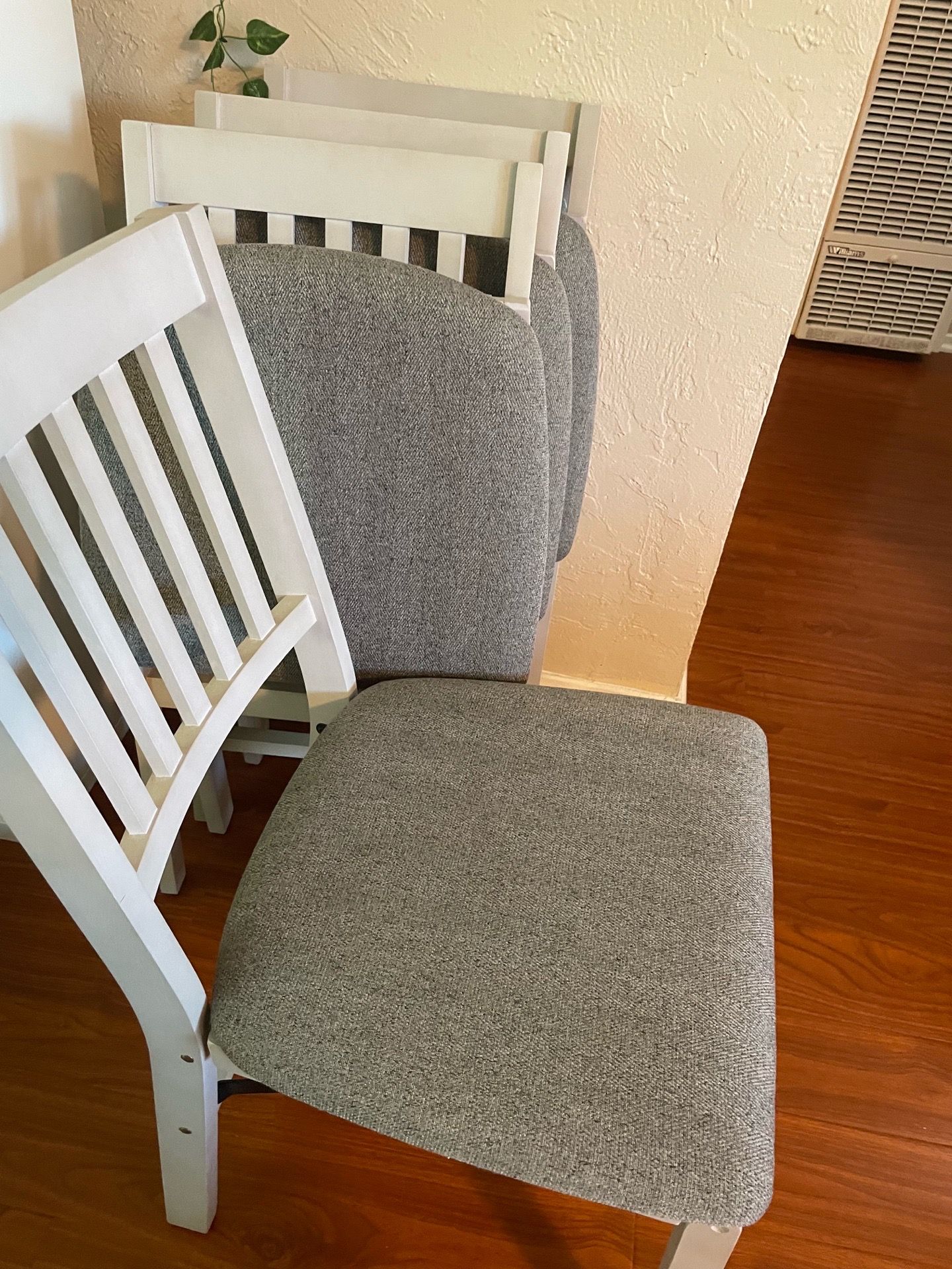 Foldable padded chairs