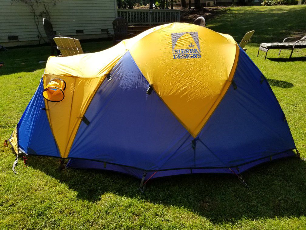 Expedition Stretch Dome 3