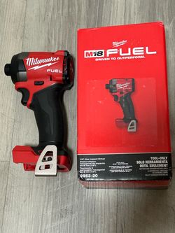 Milwaukee M18 FUEL 18V Lithium-Ion Brushless Cordless 1/4 in. Hex Impact Driver (Tool-Only)