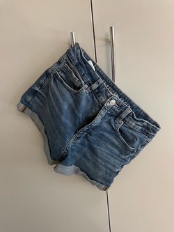 Women’s jean shorts