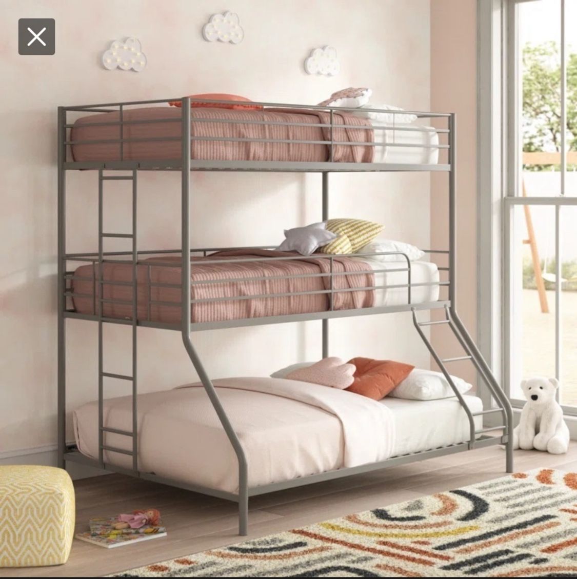 Tripe bunk bed