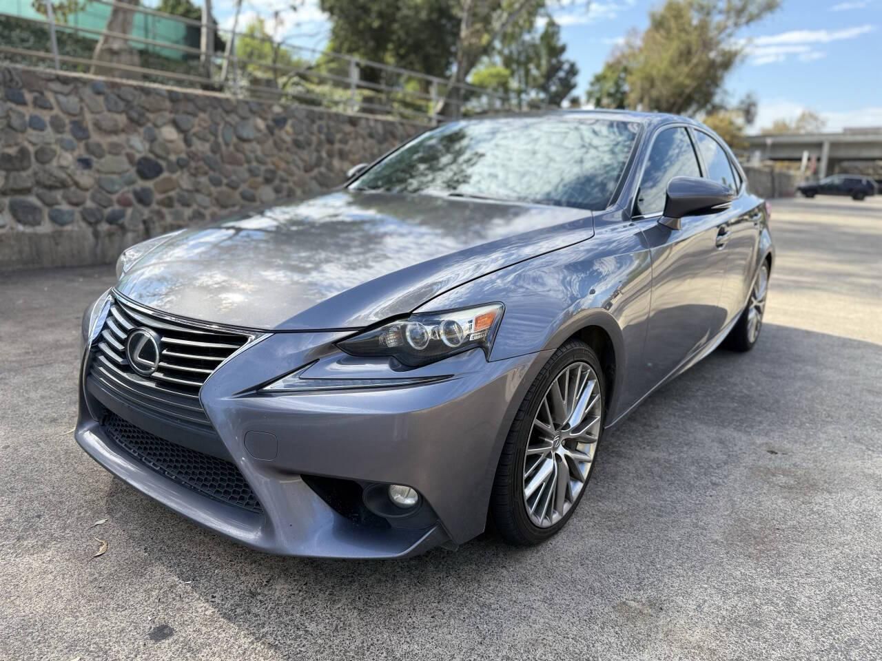 2016 Lexus IS 200t