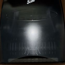 Scott Touchless Paper Towel Dispenser