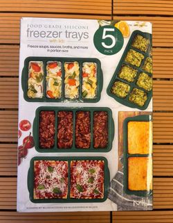 Food Grade Silicone Freezer Trays with Lids 5-Pack