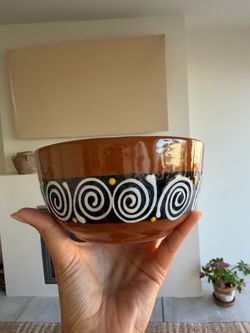 Ceramic bowl