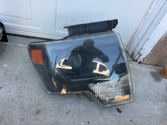 Ford F-150 Projector Headlight Assembly