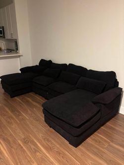 MAKE ME AN OFFER BLACK SECTIONAL SOFA COUCH FREE DELIVERY 🚚