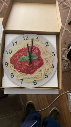 SPAHGETTI  CLOCK