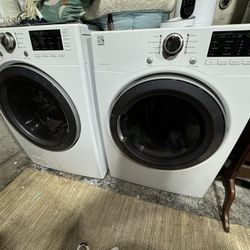 Kenmore Washer & Dryer Electric Stackable