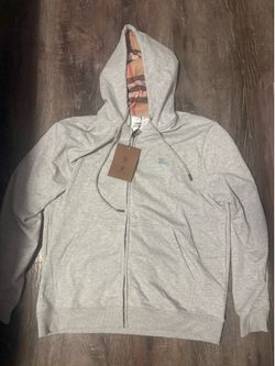 Large Burbery Zipup