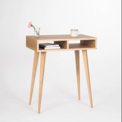 KUUB custom-made Entryway Table/small Desk