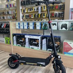 IX3 iScooter E-scooter Electric Scooter Foldable Long Range Can Go Up To 25MPH Shop Without Using Credit! $0 To $100 Down To Take It Today! 