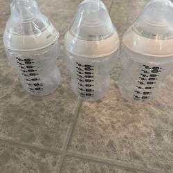 Tommee Tippee Natural Start Slow-Flow Breast-Like Nipple Anti-Colic Baby Bottle - 9oz/3pk