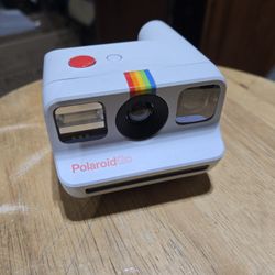 Polaroid Go