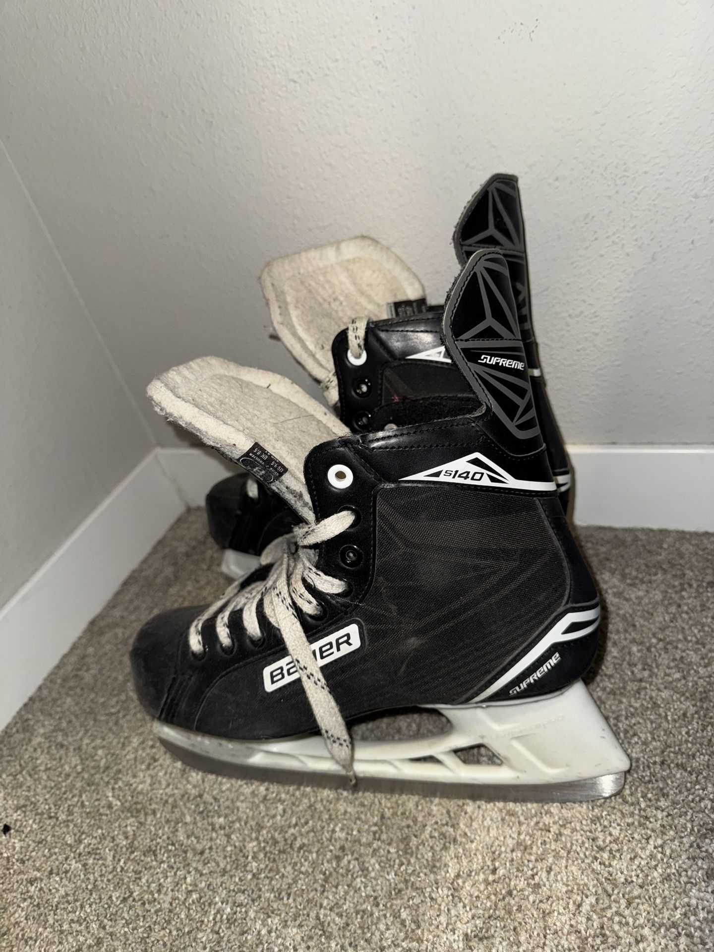 Bauer Supreme s140