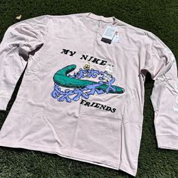 Nike NSW My Nike Friends Embroidered Long Sleeve T-Shirt Pink DZ3080-699 Size L NWT