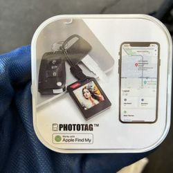 PhotoTag E Ink Bluetooth Air Tracker Tags–Works with Apple Find My, Smart Key Finder & Item Locator, Custom Photo Display–Airtag for Keys, Luggage, Bi