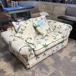 Love Seat 