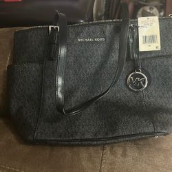 Michael Kors- Black Tote