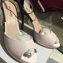 Light pink/black heels (4 inch) Size 9