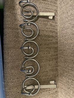 Over the door 5 hook organizer