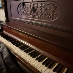 Stuyvesant (New York Piano)