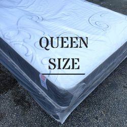 NEW QUEEN SIZE SET MATTRESS AND BOX SPRING-2PC