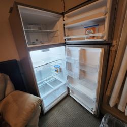 1 Year Old Fridge Great condition