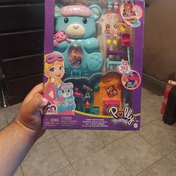 Polly Pockets