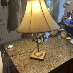 Great Moving Deal 2 Beautiful Perf Condition Lamps Get Both 
