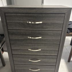 dresser and night stand 