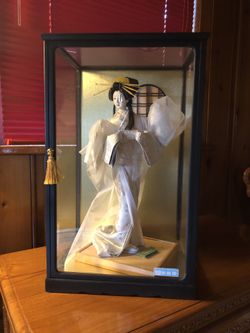 Japanese Doll (includes glass display case)