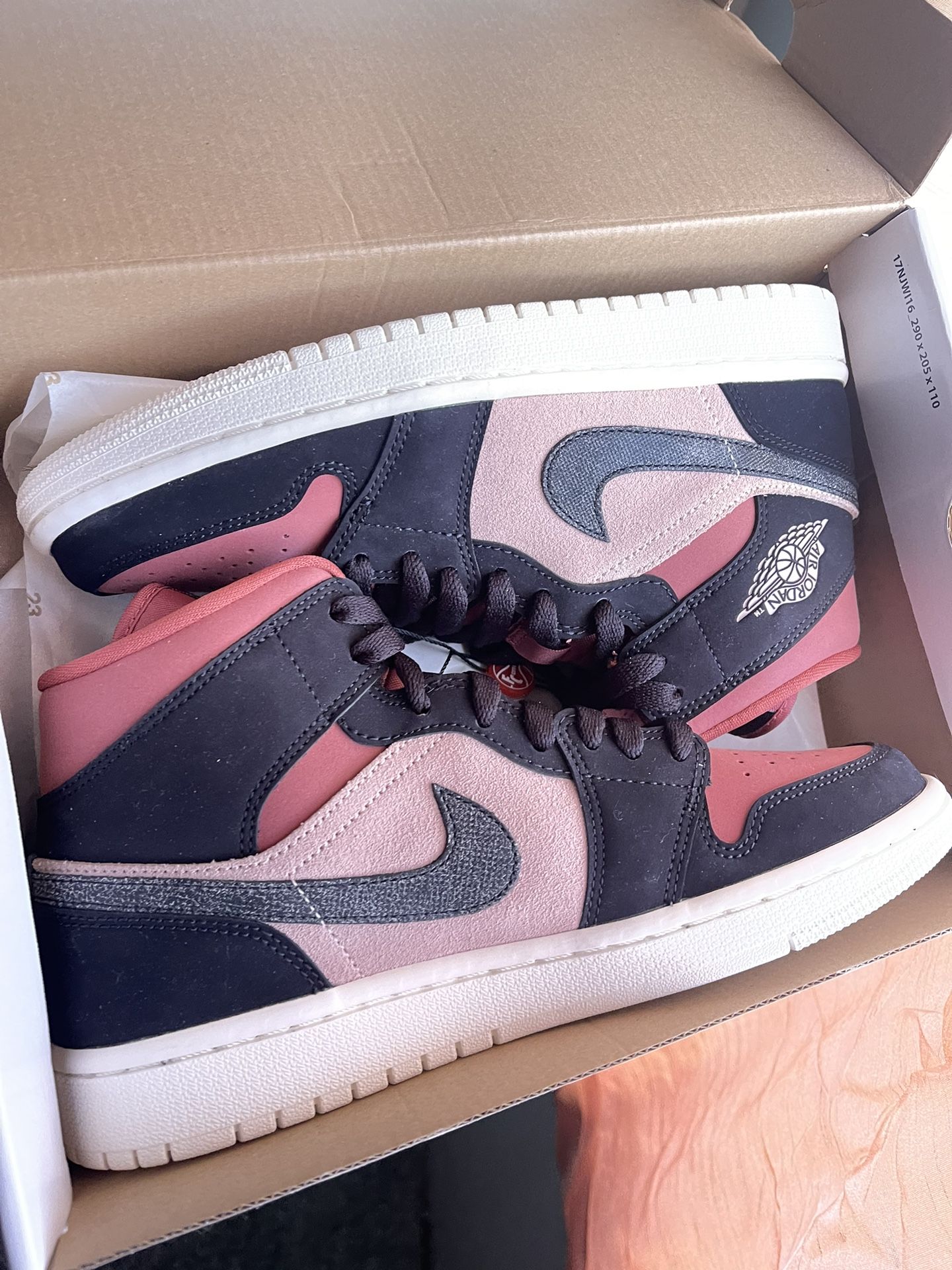 Nike Air Jordan Mid Women's Size Particle Beige/Black