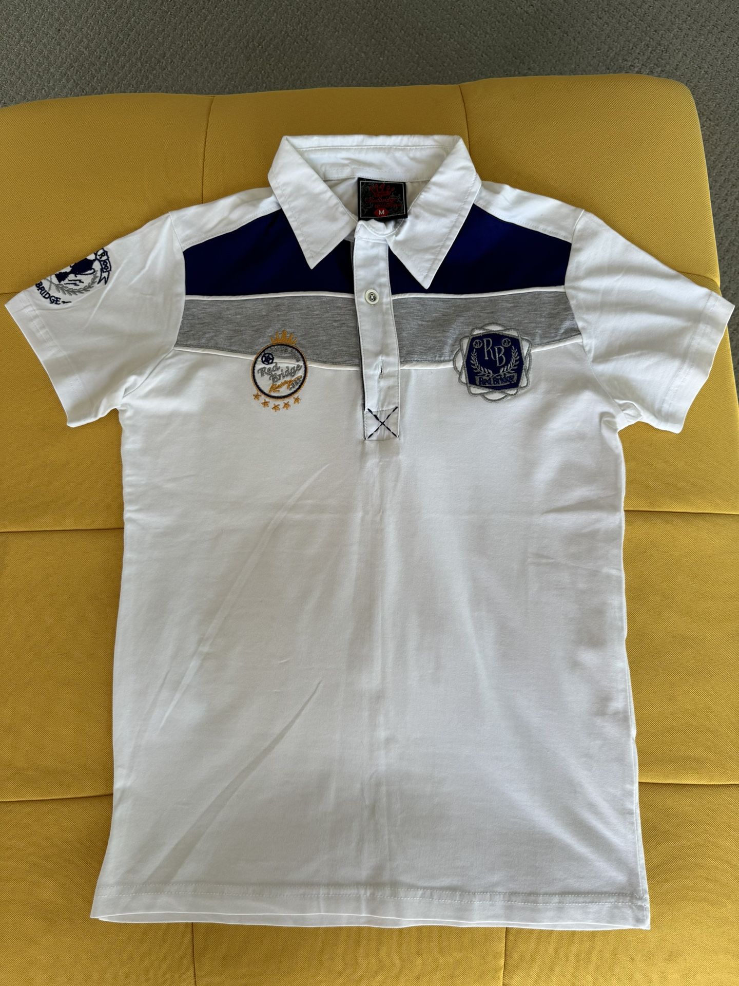 Red Bridge Men’s Polo shirt size M - Brand new !