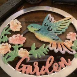 Hummingbird garden metal picture