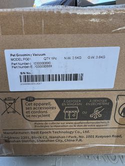Brand new Pet Grooming Vacuum Kit Model PG01 in box! Never used. All-in-one pet groomer set - vacuum sucks up hair while you groom, no mess. Includes
