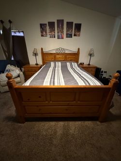 Queen Bed 5 peace set Samuel Lawrence