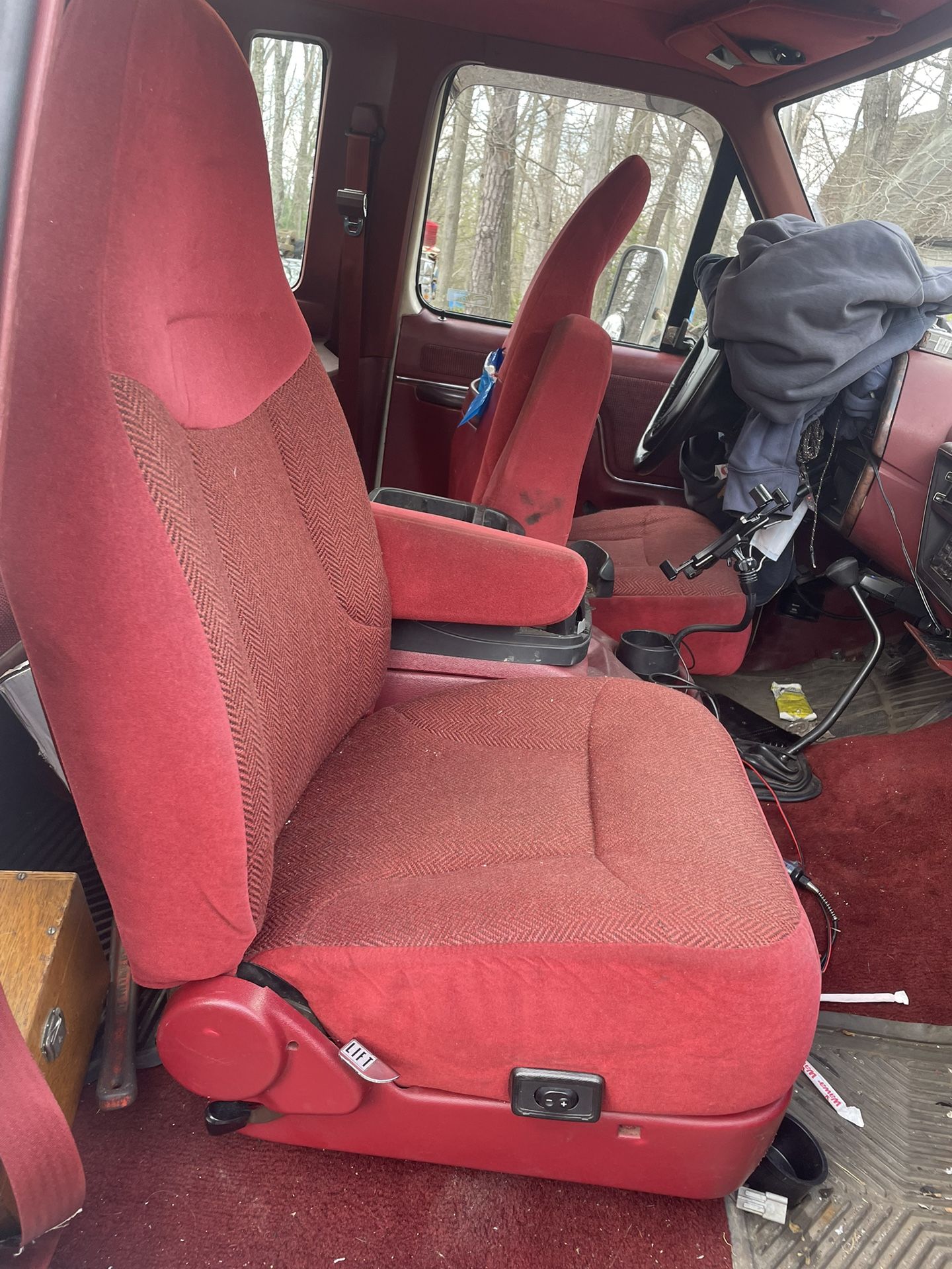 ford f (contact info removed) pair of vtg seats 