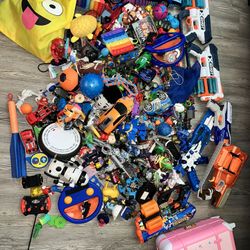 Random Toy Lot… Nerf Guns, Cars… Figurines 