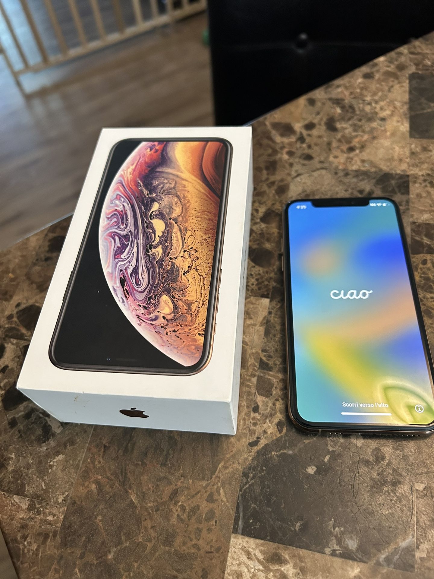 iPhone XS 64gb