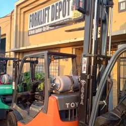 FORKLIFT TOYOTA $7500 And UP