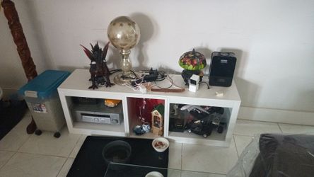Tv stand
