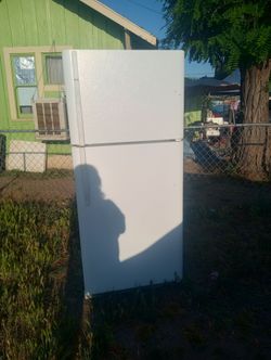 REFRIGERATOR FOR SALE