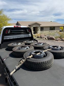 Chevrolet 4500 Tires and Wheels