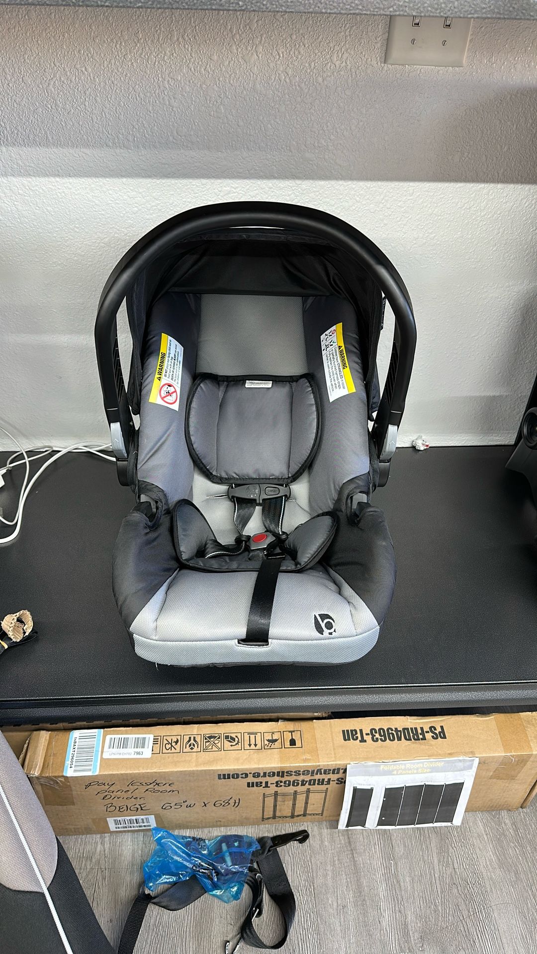 Brand New Babytrend Newborn Baby Car seat